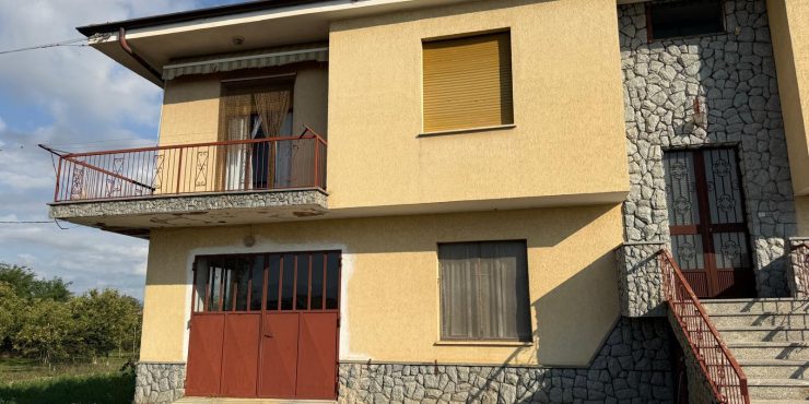 NuovoPorzione di bifamiliare a San Benigno