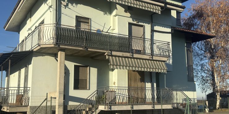 NuovoVILLA BIFAMILIARE A ROATA ROSSI