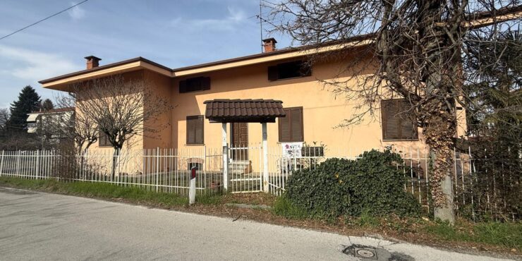 Casa indipendente a Madonna dell’Olmo